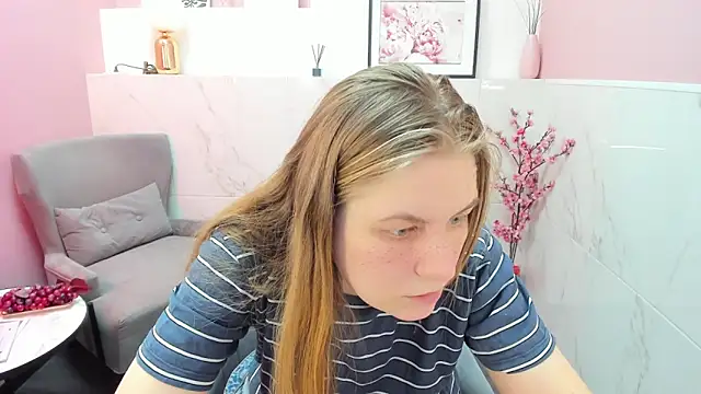 Snapshot of JadeSoft chatting on 03-23-25, 12:58 JadeSoft online show from 03-23-25, 12:58