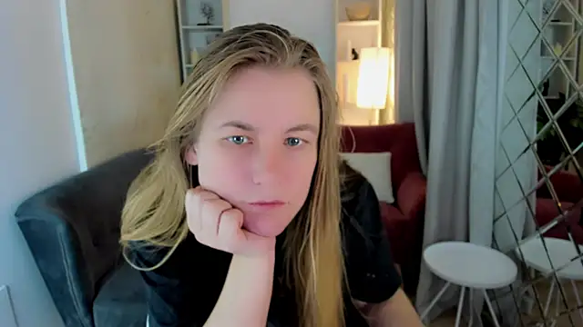 JadeSoft online show from 10-26-25, 02:17