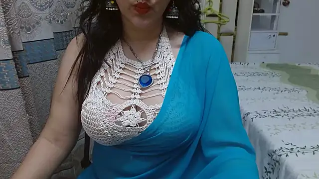 Lovelywife786 online show from 11-15-25, 04:00