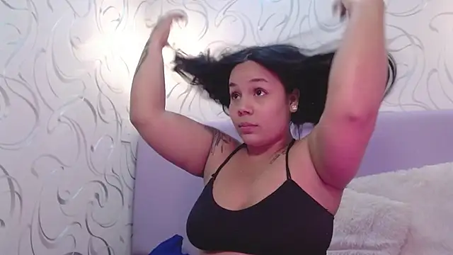 EmilyQueen3x online show from 10-19-25, 05:48