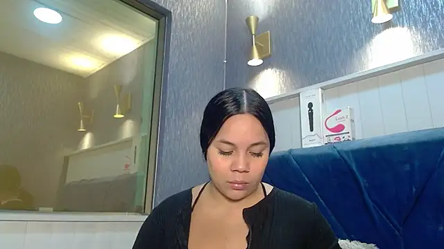 EmilyQueen3x online show from 12-03-25, 02:38