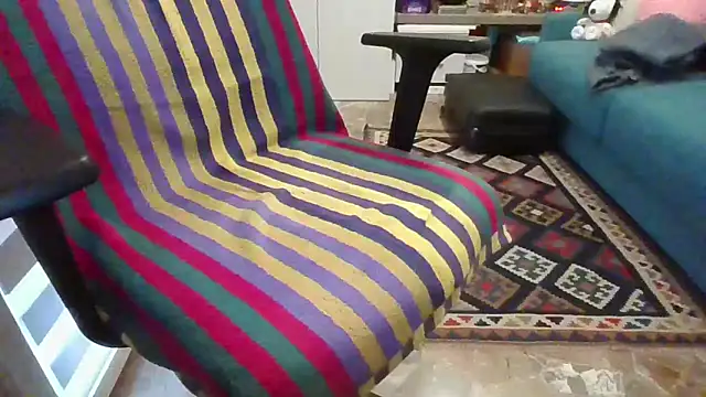 Snapshot of alessexxx24 chatting on 03-22-25, 08:18 alessexxx24 online show from 03-22-25, 08:18