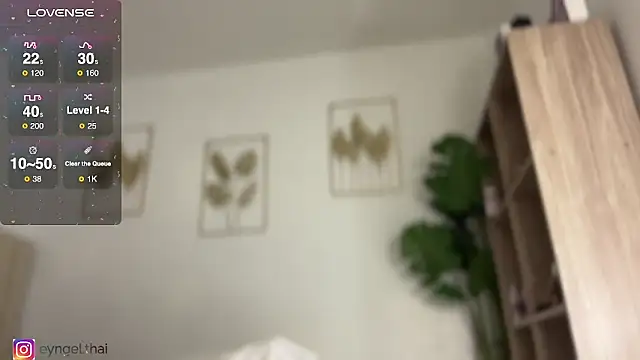 IvyOlivia online show from 01-24-25, 10:53