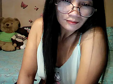 Mia Rein online show from 04-30-26, 02:02