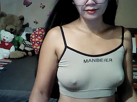 Snapshot of Mia_Rein chatting on 07-15-26, 01:51 Mia Rein online show from 07-15-26, 01:51