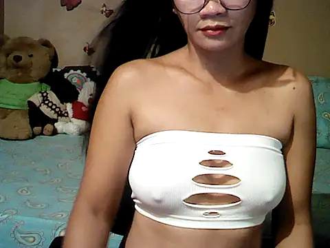 Mia Rein online show from 04-27-26, 02:15
