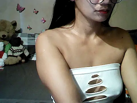 Snapshot of Mia_Rein chatting on 07-10-26, 01:05 Mia Rein online show from 07-10-26, 01:05