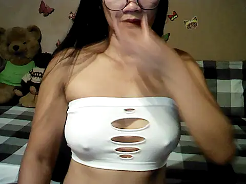 Mia Rein online show from 05-07-26, 01:54