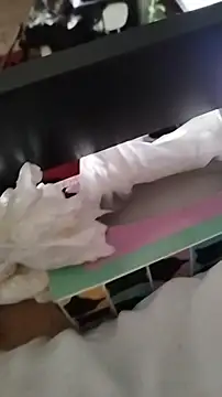 Snapshot of Purple_Flamingo chatting on 02-15-26, 09:08 Purple Flamingo online show from 02-15-26, 09:08