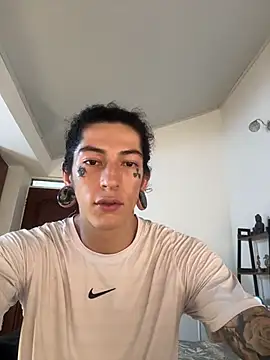 tommylongxx online show from 11-13-25, 05:28