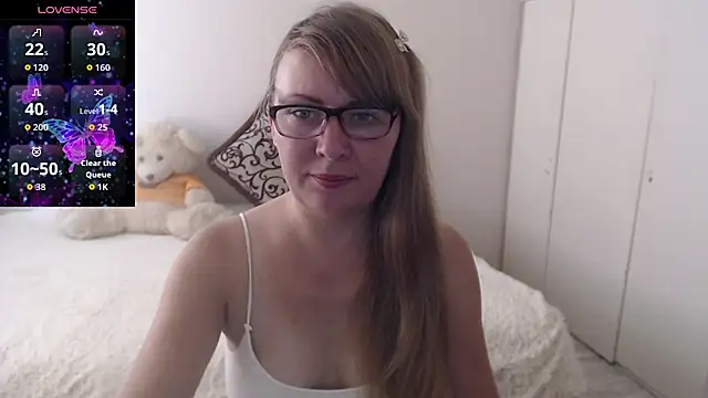 MargotLot online show from 09-13-25, 06:02