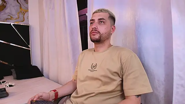 Pleasure Vibes23 online show from 10-14-25, 10:31