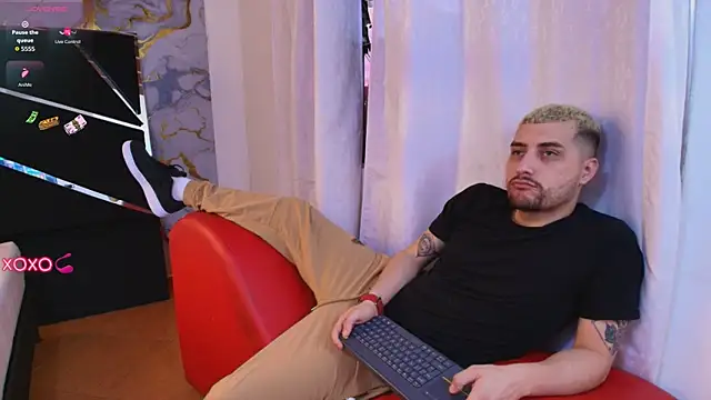 Pleasure Vibes23 online show from 10-13-25, 09:16