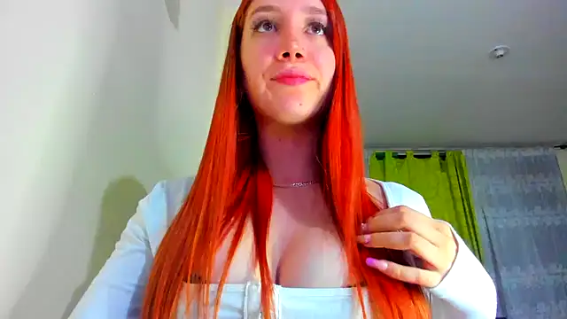 Snapshot of horny__molly_ chatting on 01-24-25, 03:32 horny  molly  online show from 01-24-25, 03:32