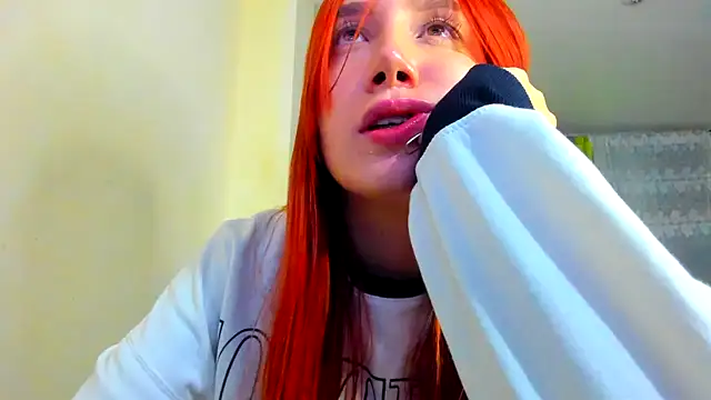 Snapshot of horny__molly_ chatting on 01-16-25, 12:23 horny  molly  online show from 01-16-25, 12:23