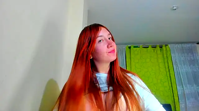 Snapshot of horny__molly_ chatting on 02-07-25, 03:45 horny  molly  online show from 02-07-25, 03:45