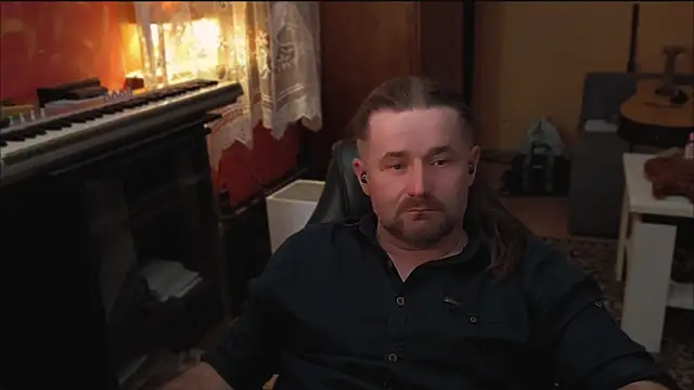 Mosiadz1975 online show from 03-10-25, 12:39