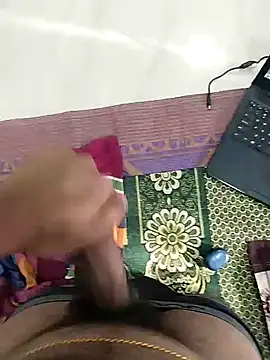 Snapshot of hOrnybOy_369 chatting on 02-19-25, 10:56 hOrnybOy 369 online show from 02-19-25, 10:56