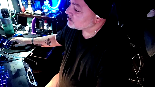 Drake DVamp online show from 09-23-25, 04:41