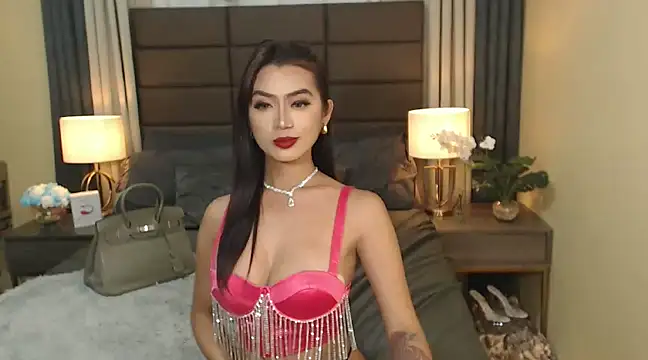 Snapshot of MajaSalvador chatting on 03-21-25, 02:18 MajaSalvador online show from 03-21-25, 02:18