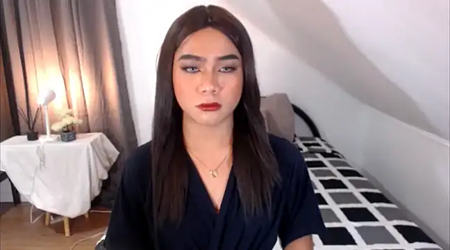 Snapshot of MajaSalvador chatting on 01-04-25, 03:17 MajaSalvador online show from 01-04-25, 03:17