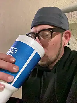 Tomas Zaddy online show from 12-17-24, 10:55