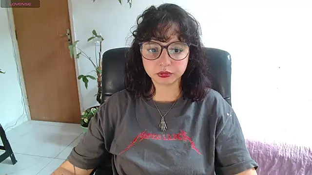 myamillor online show from 10-31-25, 01:08