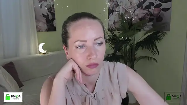 Queenymel online show from 07-16-26, 04:15