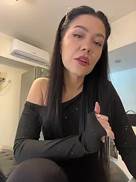 Snapshot of denise_k chatting on 01-18-26, 12:52 denise k online show from 01-18-26, 12:52