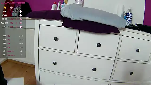 Latina daily online show from 04-19-26, 06:10