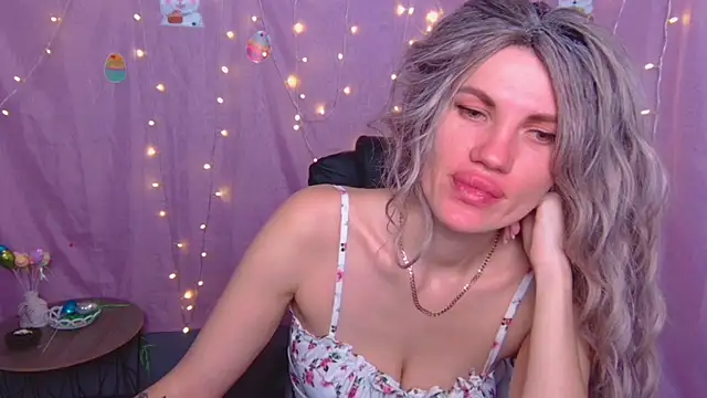 MilaLoona online show from 04-12-26, 06:16