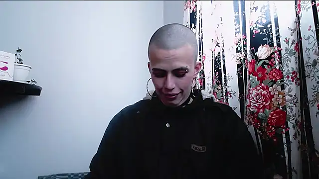 Cocain Atenea online show from 11-16-25, 07:40