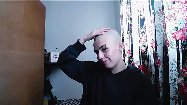 Cocain Atenea online show from 11-19-25, 07:14