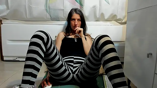 AliceisHome online show from 03-13-26, 05:12