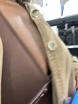 Snapshot of BigFineSelena chatting on 01-10-26, 12:28 BigFineSelena online show from 01-10-26, 12:28