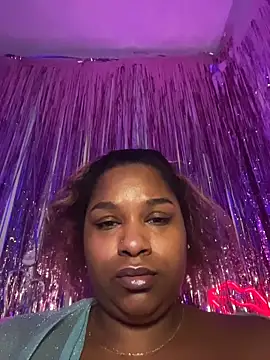 Snapshot of BigFineSelena chatting on 02-15-26, 11:31 BigFineSelena online show from 02-15-26, 11:31