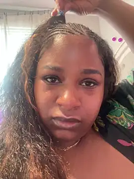 BigFineSelena online show from 05-25-26, 04:28