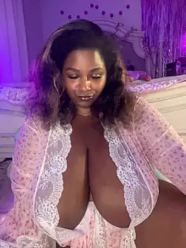 BigFineSelena online show from 03-28-26, 10:38