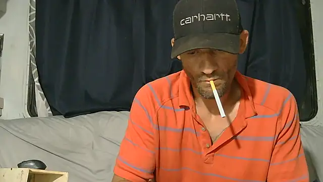Snapshot of goodick4u28 chatting on 06-08-26, 02:12 goodick4u28 online show from 06-08-26, 02:12