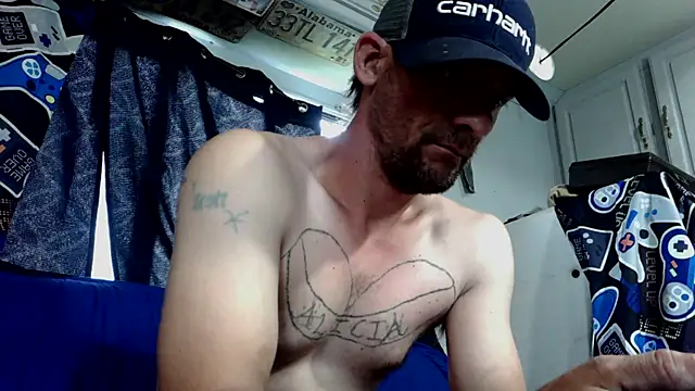 Snapshot of goodick4u28 chatting on 04-18-26, 03:47 goodick4u28 online show from 04-18-26, 03:47