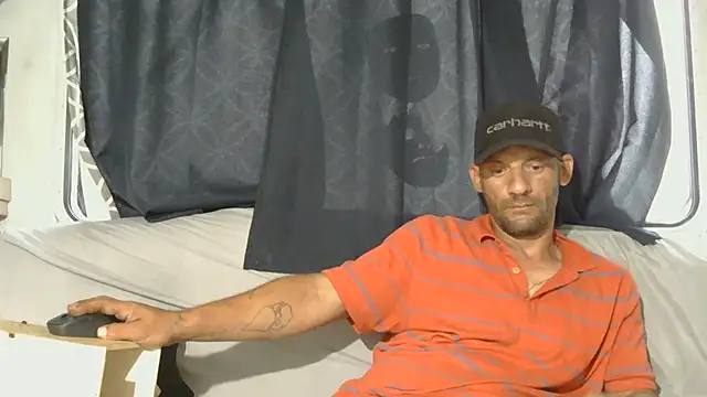 Snapshot of goodick4u28 chatting on 06-07-26, 10:59 goodick4u28 online show from 06-07-26, 10:59