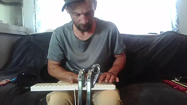 goodick4u28 online show from 03-12-26, 07:40