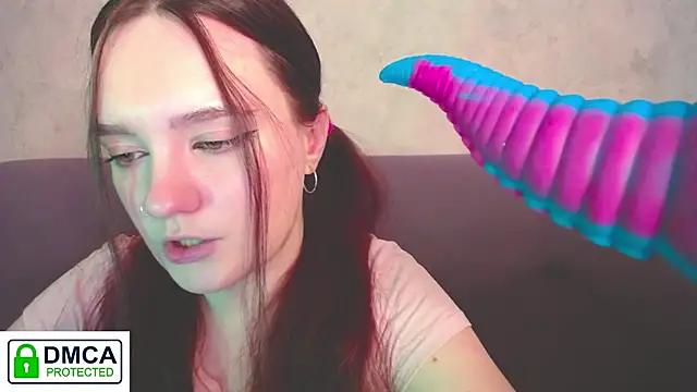 Alyssa   Scarlet online show from 12-19-25, 08:49