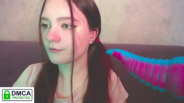 Alyssa   Scarlet online show from 10-21-25, 08:58