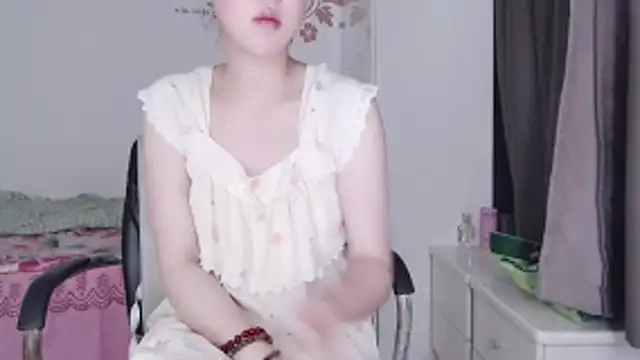 Me Me TW online show from 06-22-26, 12:24