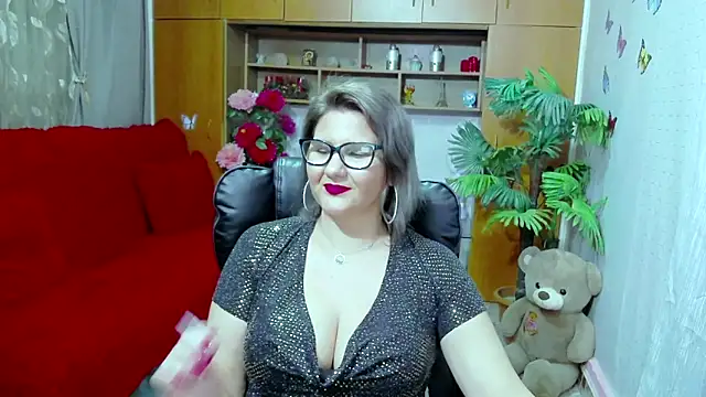 LucilleFenlys online show from 12-08-24, 01:30