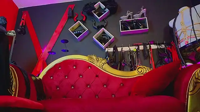 PerlaDivaio online show from 10-11-25, 01:45