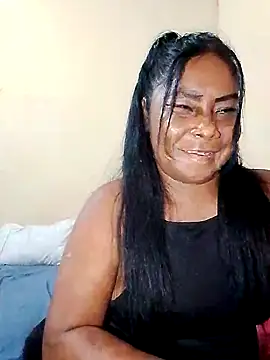 Snapshot of rosmery-navarro chatting on 09-30-25, 09:43 rosmery-navarro online show from 09-30-25, 09:43