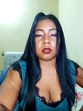 Snapshot of rosmery-navarro chatting on 10-13-25, 04:47 rosmery-navarro online show from 10-13-25, 04:47