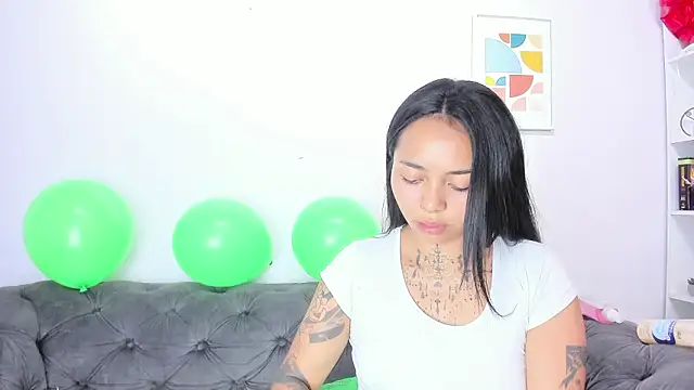 miss soffi  online show from 03-17-26, 12:30